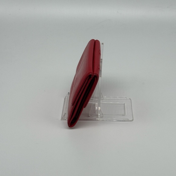 Louis Vuitton Red Epi Wallet - Picture 4 of 5